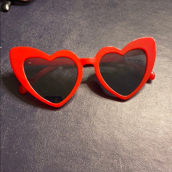 Pair Of Heart Sunglasses - Picture 3 of 5